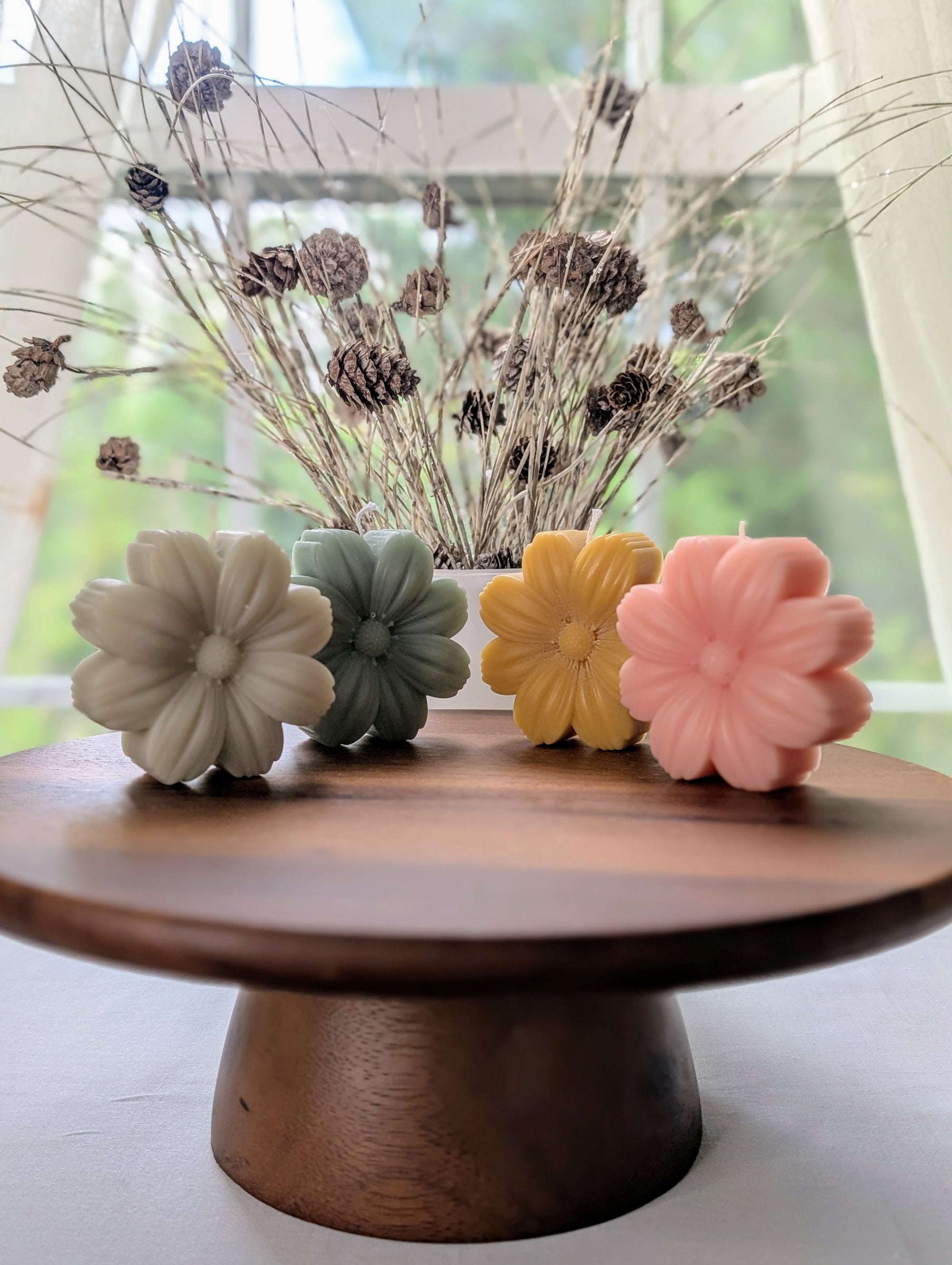 Daisy Candle
