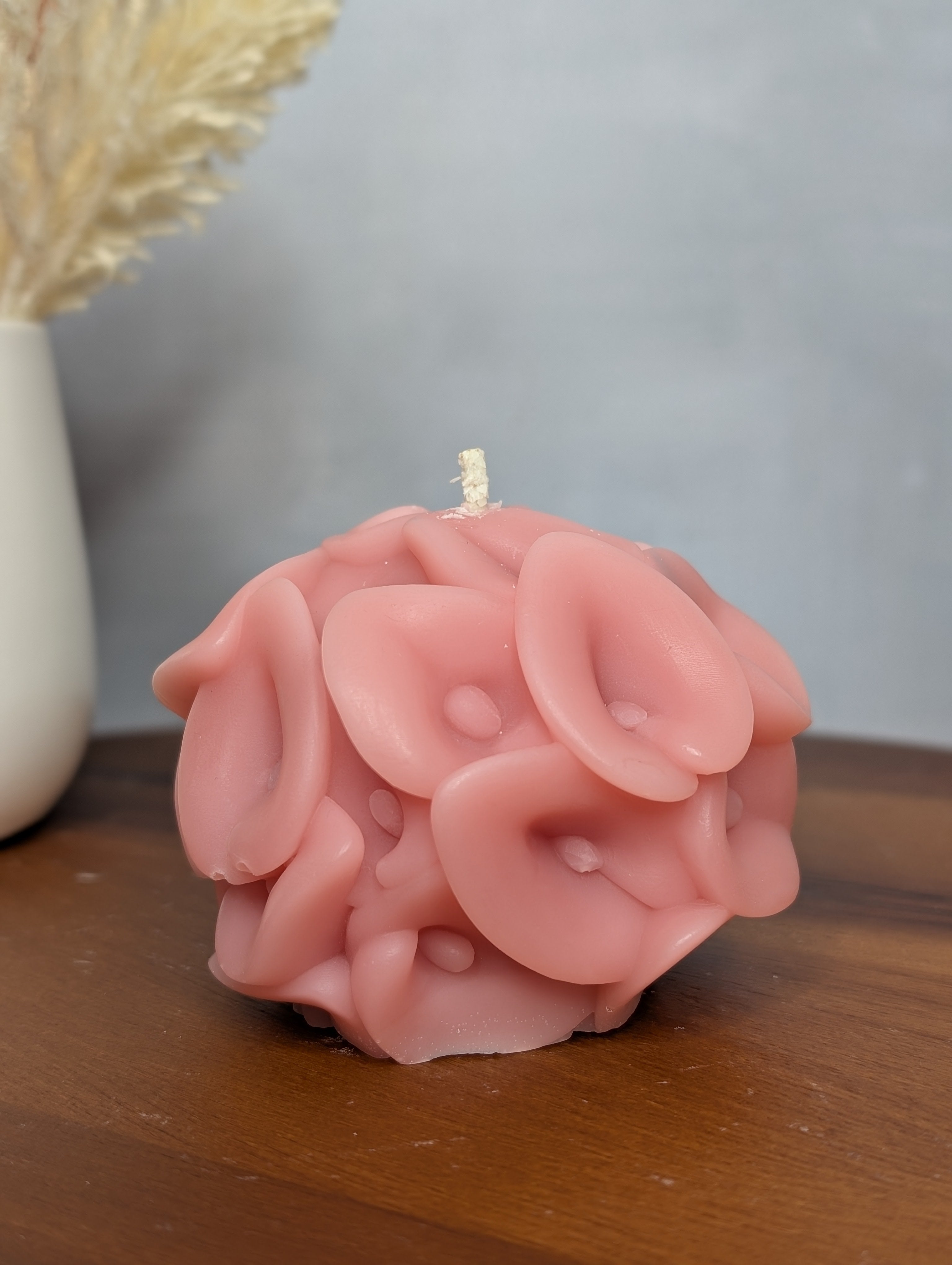 Calla Lily Ball Candle