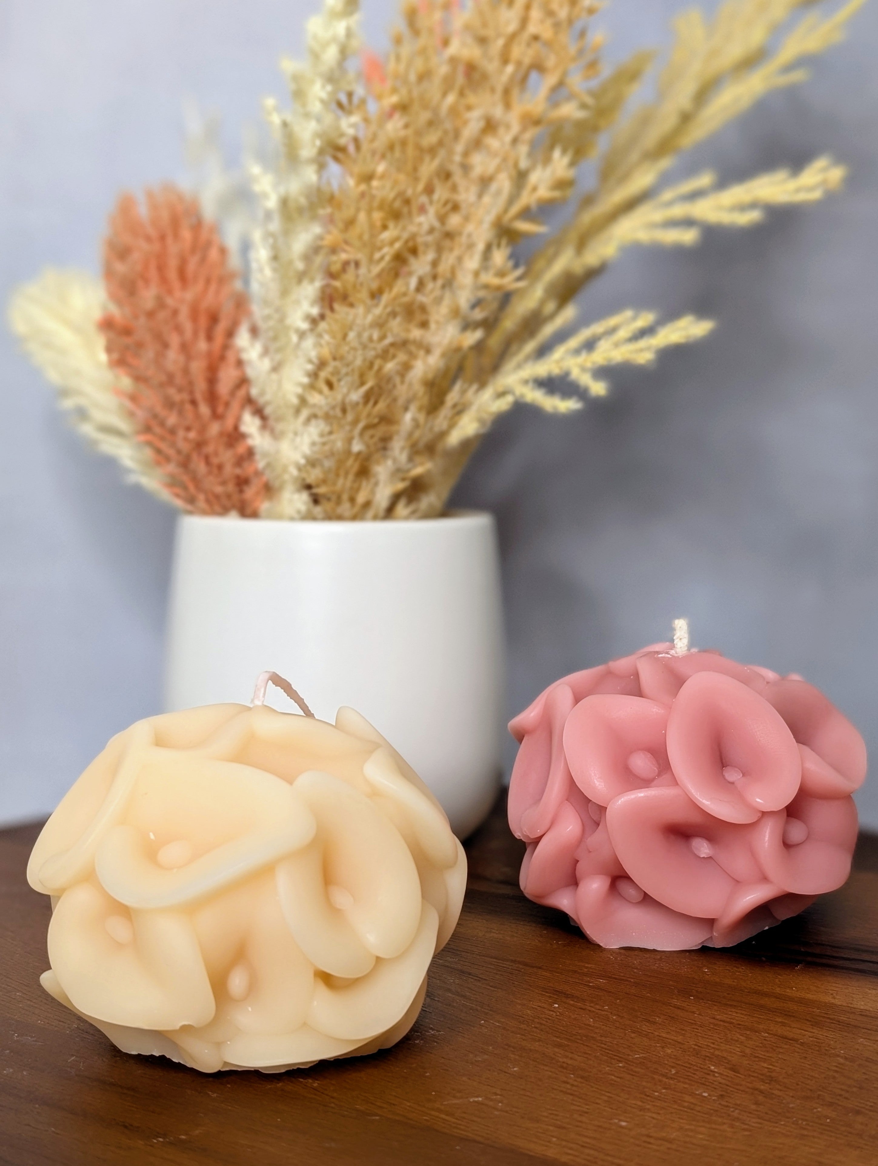 Calla Lily Ball Candle