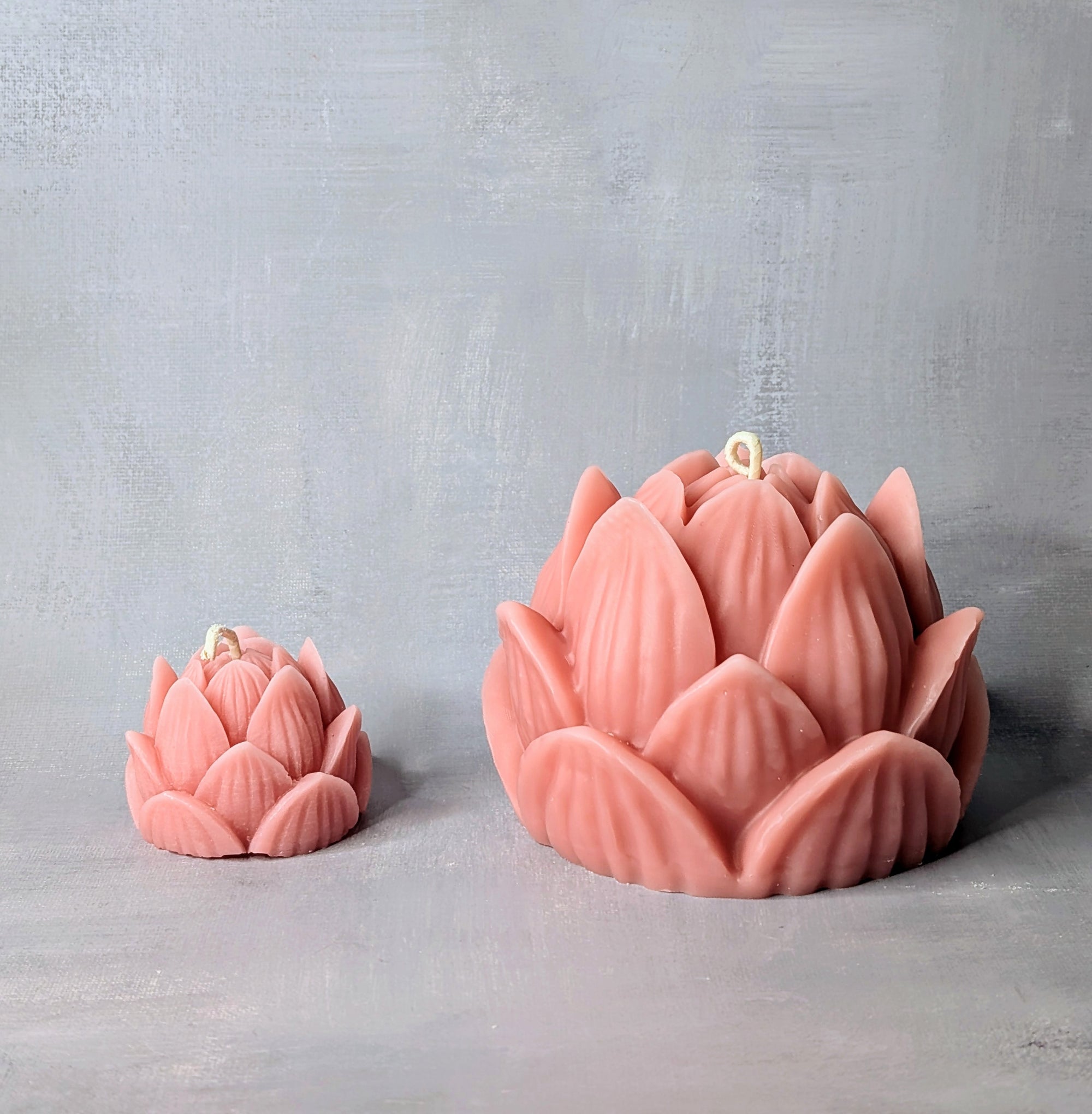 Lotus Candle